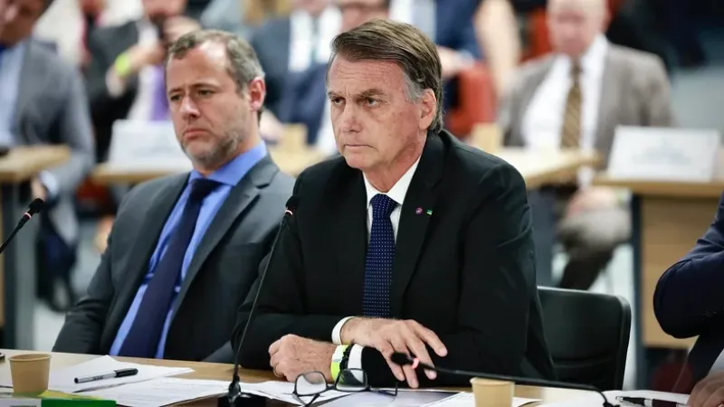 Membros do PL criticam defesa de Bolsonaro por esforço em prisão domiciliar