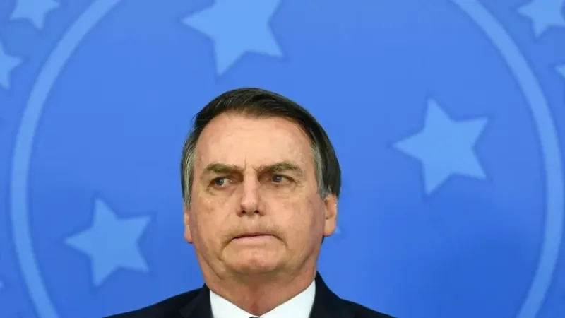 Médico diz que cirurgia de Bolsonaro no Natal deve durar de 3 a 4 horas