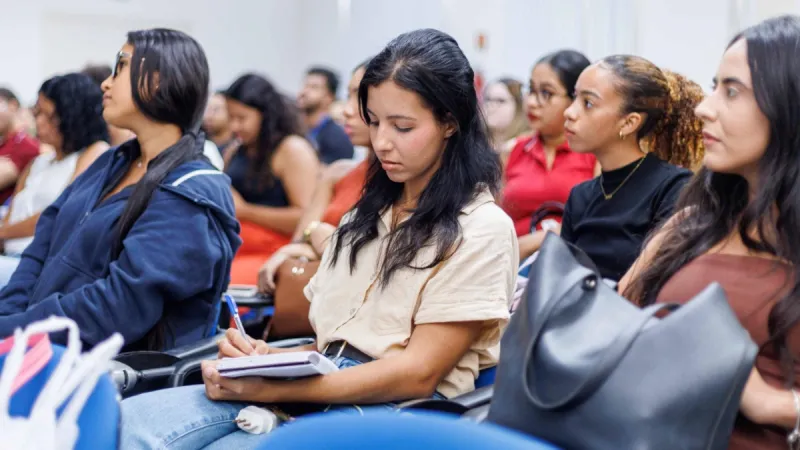 Candidatos têm até 8 de abril para se inscreverem no concurso da Seplag