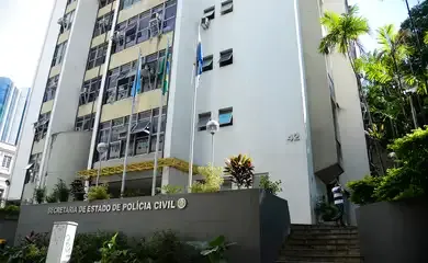 Polícia faz ação para prender 22 suspeitos de integrar facção