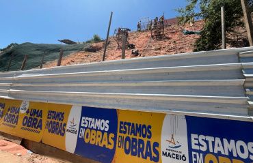 Maceió avança com maior programa de contenção de encostas da história
