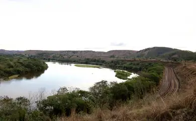 Recuperação do Rio Doce precisa avaliar mudança climática, diz estudo