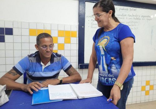 Matrículas para segunda chamada 2025 da EJA Modular na Rede Estadual podem ser feitas até sexta