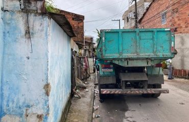 Operação da Visa Maceió recolhe seis toneladas de entulhos em residências no São Jorge