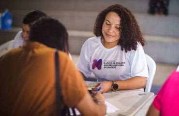 Semuc libera curso para empreendedoras aprovadas no Banco da Mulher