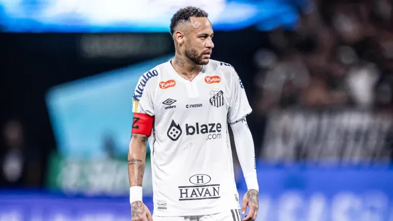 Após derrota, Neymar faz críticas a bola do Paulistão: ‘Muito ruim’