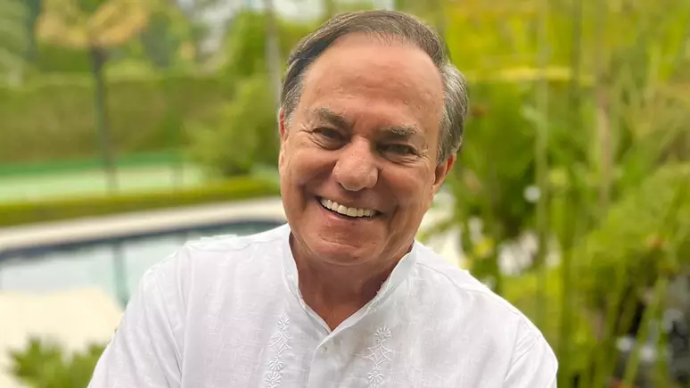 Após ficar dez dias na UTI, Ronnie Von desabafa sobre medo da morte: 'Poderia estar no andar de cima'