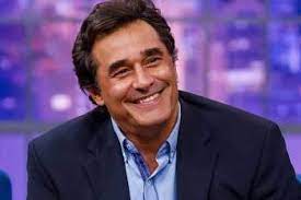 Luciano Szafir firma parceria com empresa distribuidora de projetos educacionais