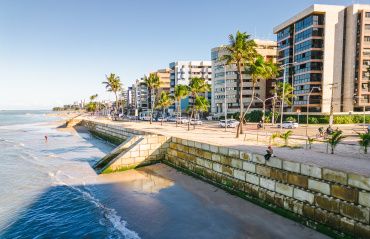 Prefeitura de Maceió já utilizou mais de 14 mil blocos de concreto nas obras de contenção do mar