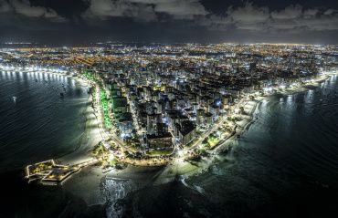 Pesquisa do IBGE aponta Maceió como destaque nacional em iluminação pública
