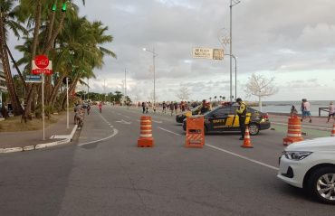 Programação de Natal altera trânsito na orla de Maceió