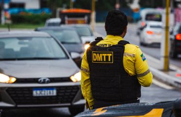 Trânsito na Rua Barão de Maceió é desviado nesta terça (13)