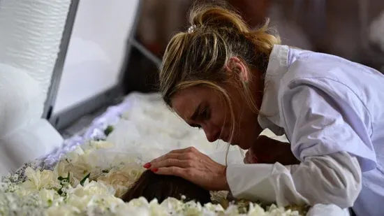 Velório de Preta Gil: famosos marcam presença e se despedem da artista