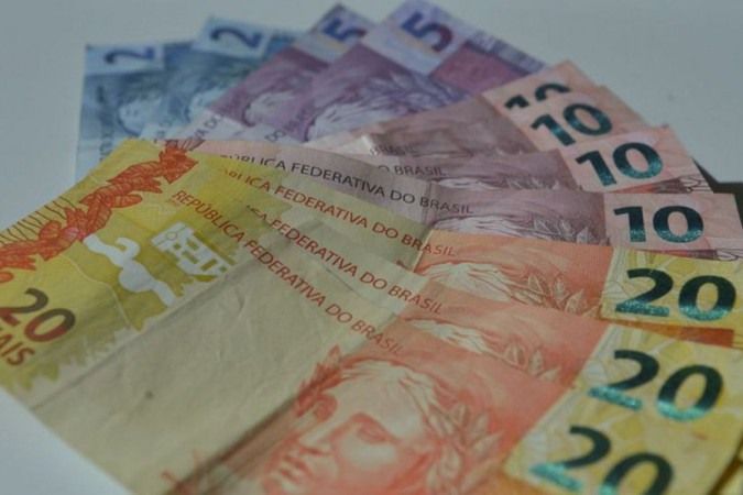 Salário mínimo será de R$ 1.302, a partir de 1º de janeiro de 2023
