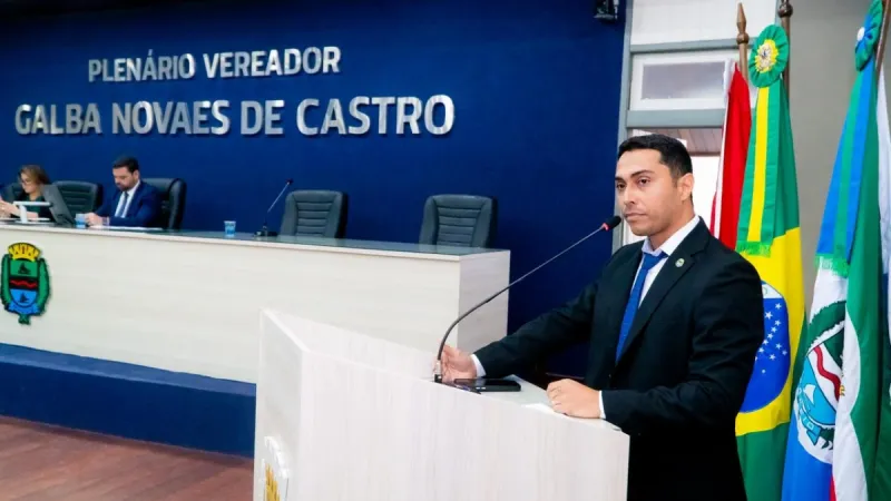 Vereador denuncia quebra de contrato da Sesau que prejudica familiares de crianças atípicas