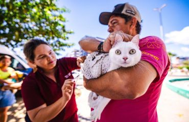 SMS realiza vacinação antirrábica em bairros do Litoral Norte neste fim de semana