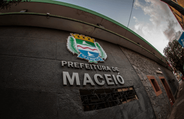 Prefeitura de Maceió concede isenção fiscal a contribuintes em situações especiais