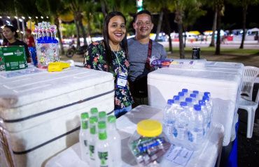 Verão Massayó gera renda extra para mais de 300 ambulantes