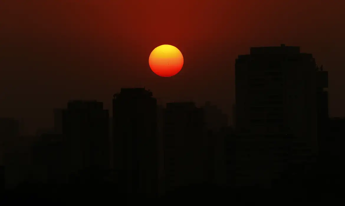 Arquitetos debatem soluções para diminuir mudanças climáticas