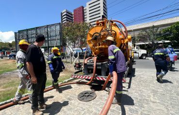Prefeitura de Maceió retira mais de 200 toneladas de entulhos em tubulações 