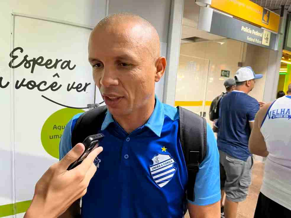 Azulão demite o técnico Higo Magalhães