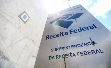 Receita Federal alerta sobre golpes aplicados via internet