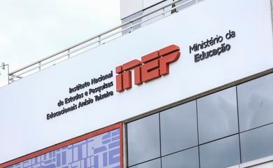 Inep abre licitação para contratar aplicadora do Enem 2023