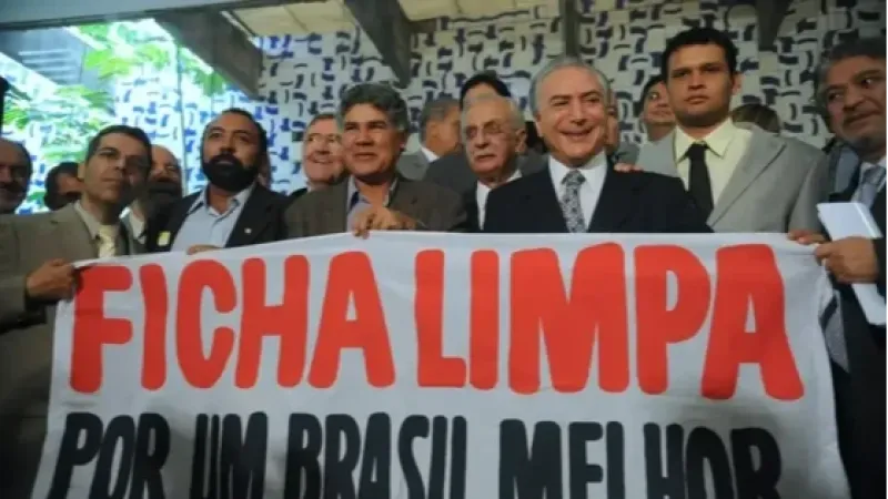 Governo e Congresso ‘dão as mãos para obstruir combate à corrupção’, diz procurador