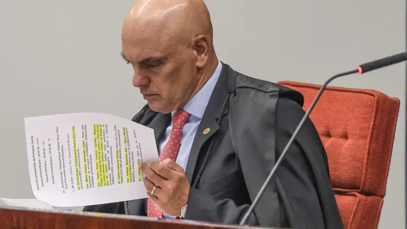 Moraes cobra ação do governo brasileiro para extradição de Zambelli