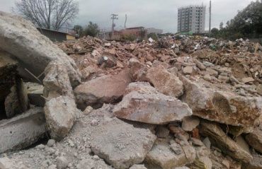 Prefeitura orienta sobre o descarte correto de resíduos da construção civil