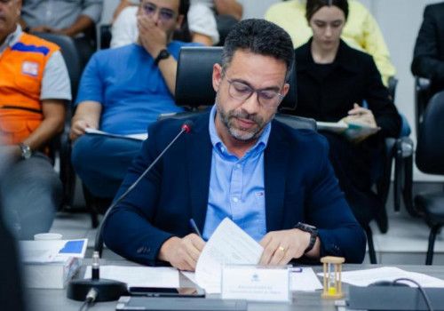 Governador encaminha para a Assembleia Projeto de Lei que concede reajuste de 5,79 % para os servidores