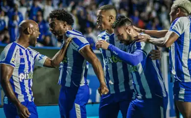 Jogando na Ressacada, Avaí derrota Ituano por 2 a 0
