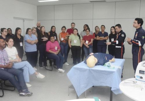 Samu realiza curso de suporte em cardiologia para profissionais do Hospital Metropolitano