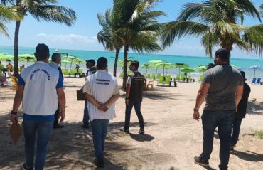 Vigilância Sanitária realiza mobilização sobre segurança alimentar na orla
