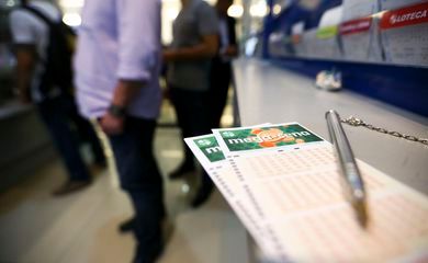 Prêmio da Mega-Sena acumula para R$ 53 milhões