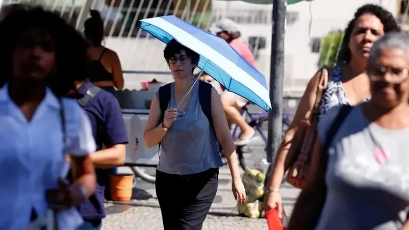 Bloqueio atmosférico: entenda o que está causando uma onda de calor pelo Brasil
