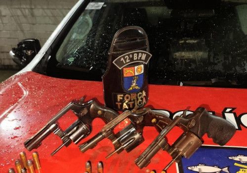 PM intercepta veículo com criminosos e apreende três armas de fogo na Cidade Universitária