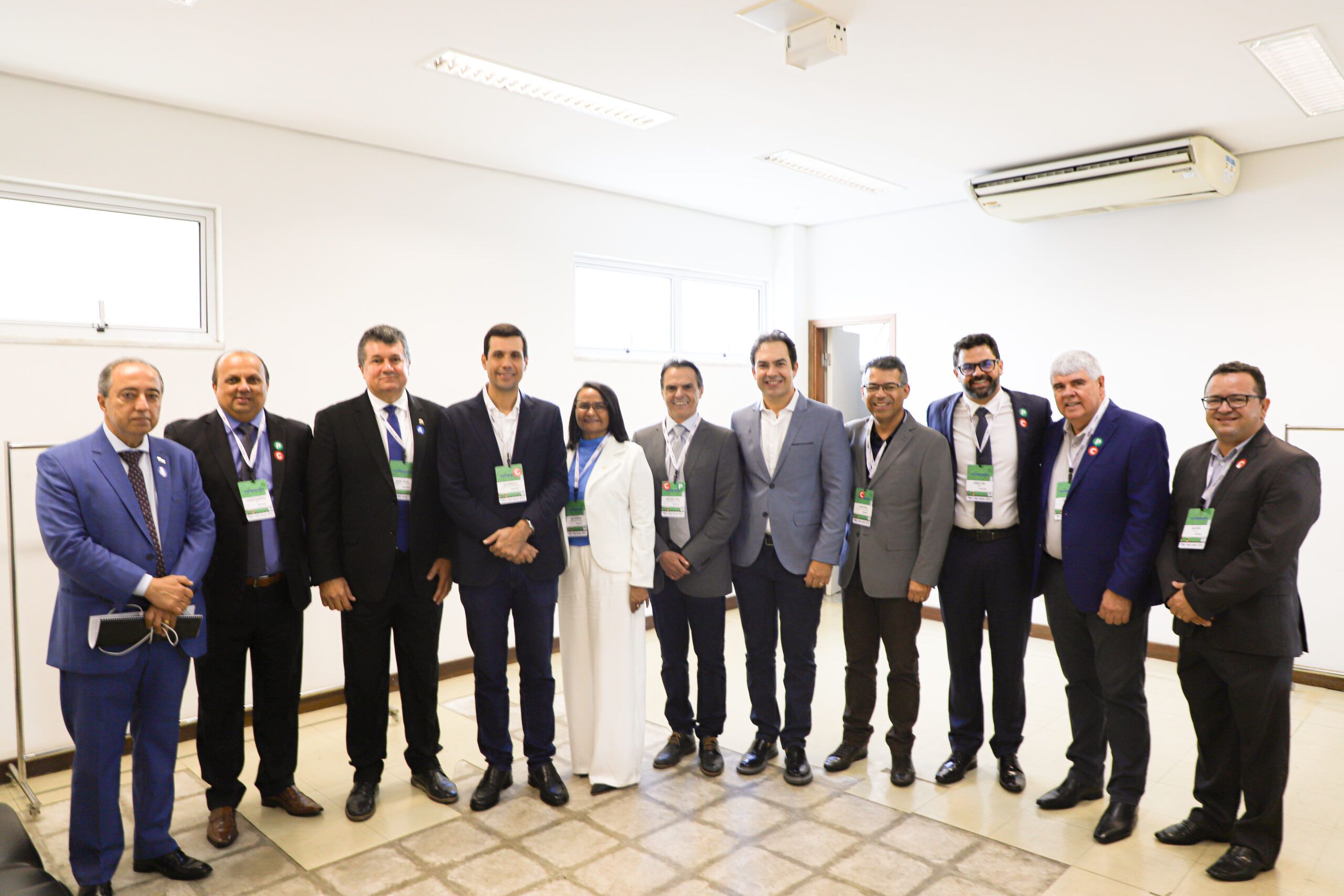 Presidente Hugo Wanderley é convidado do Congresso Paraibano de Municípios 
