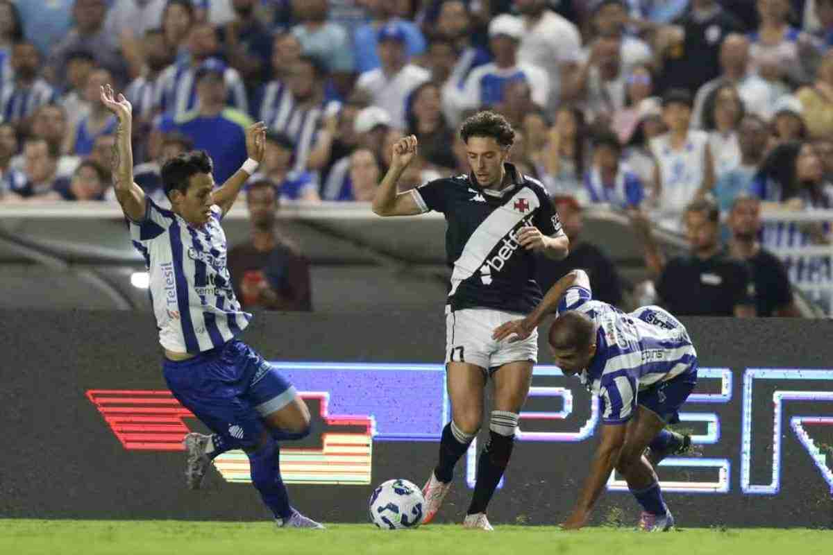 Copa do Brasil: Azulão busca classificação na casa do Vasco 