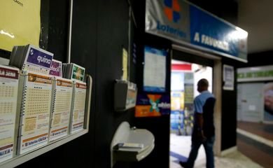 Mega-Sena deste sábado deve pagar prêmio de R$ 3 milhões
