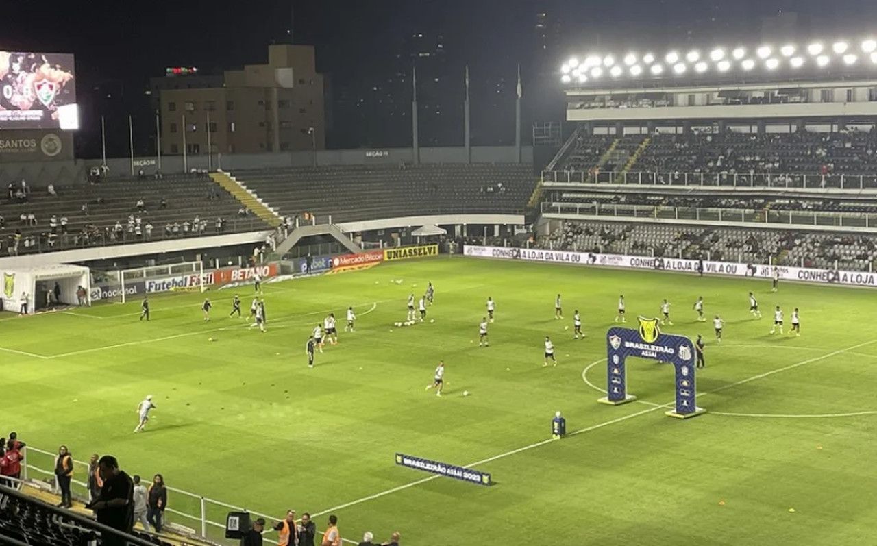Santos abre a venda de ingressos para o jogo contra o Goiás
