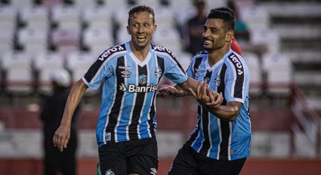 Grêmio vence o Náutico nos Aflitos e garante acesso para a elite em 2023
