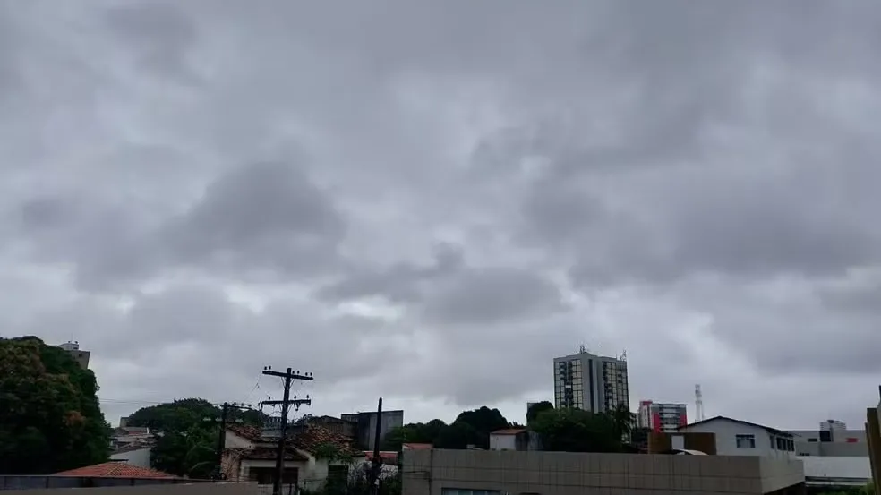 Chuva volta a Alagoas nesta quarta (15); confira a previsão do tempo