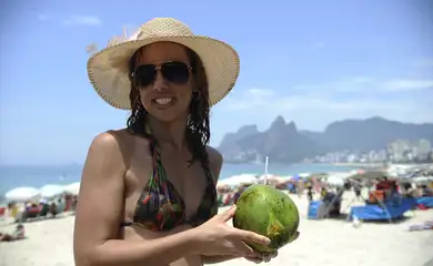 Médicos alertam sobre riscos para a saúde ocular durante o carnaval