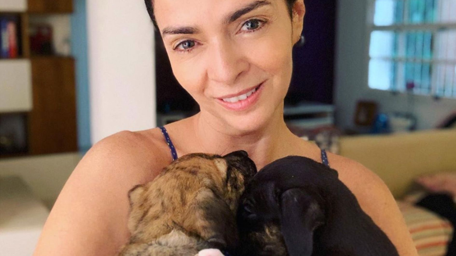 Claudia Ohana revela que sofre de nosofobia