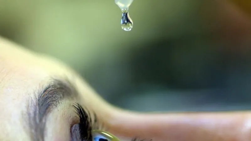 Uso indiscriminado de corticoides pode causar glaucoma e cegueira