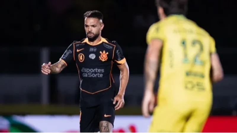 Corinthians perde do Mirassol, vê fim de série invicta de Diniz e volta ao Z4