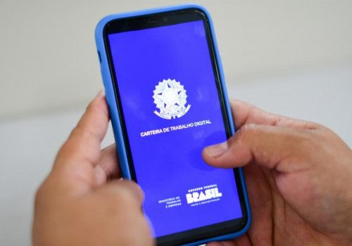 Geração de emprego avança 4,75% e soma 17,5 mil postos de trabalho no governo Paulo Dantas