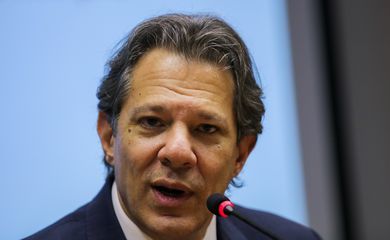 Haddad estima que precatórios caiam para R$ 7 bilhões