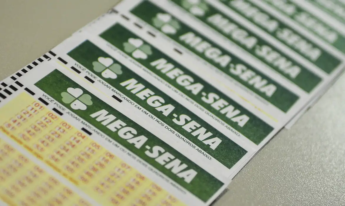 Mega-Sena acumula para R$ 100 milhões